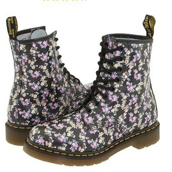 Dr. Martens Shoes - NWOT | Dr. Martens | mini tydee floral combat boot